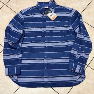The North Face Men's Navy and Gray Striped Shirt